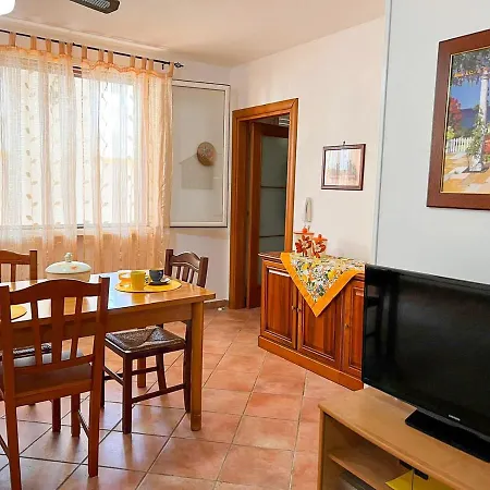 Holiday home Acquamarina Di Mancaversa *